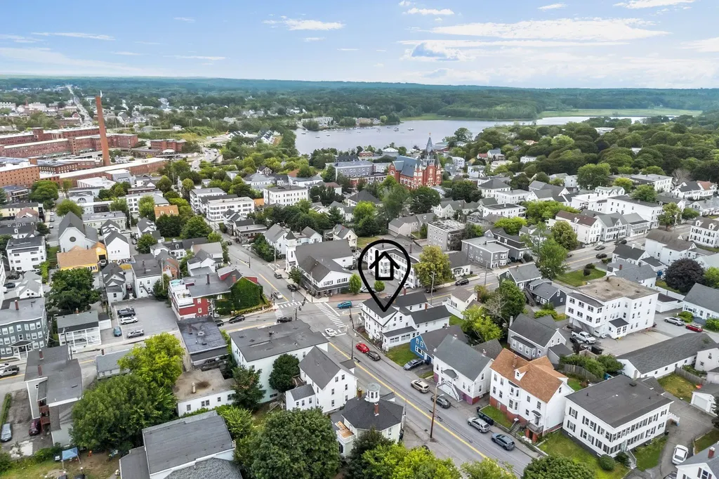 79 Hill Street Biddeford ME 04005