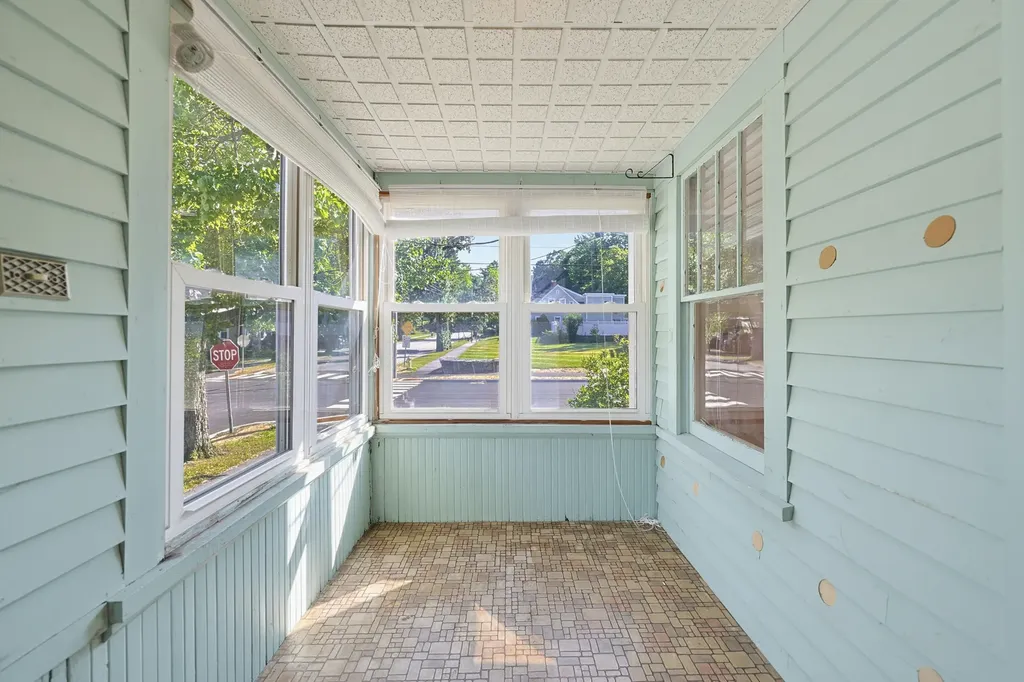 49 Orchard Street Auburn ME 04210
