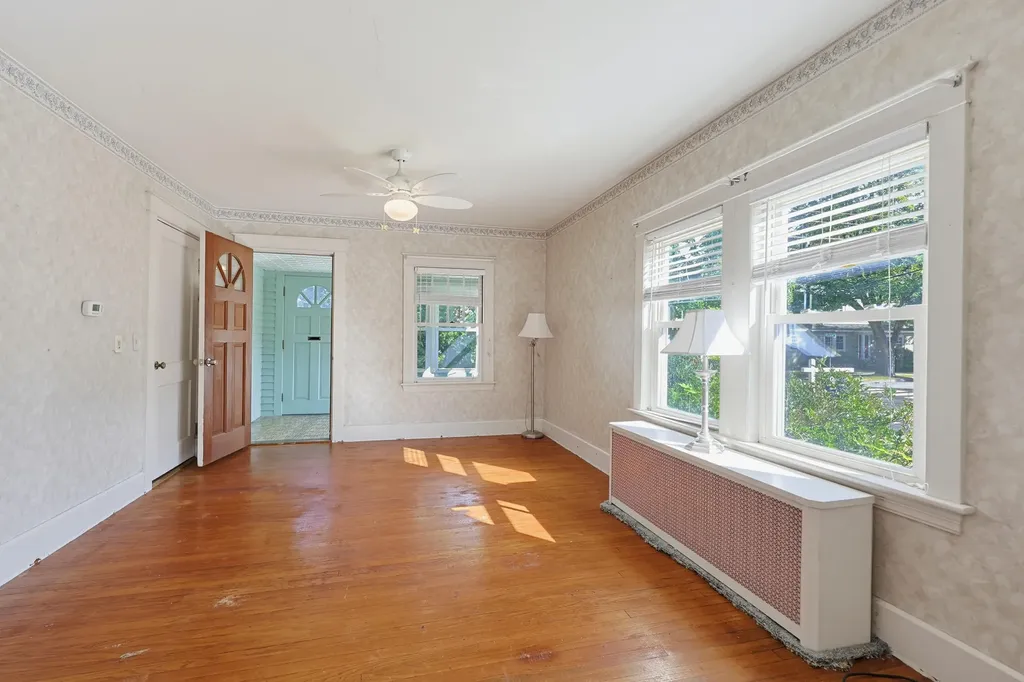 49 Orchard Street Auburn ME 04210