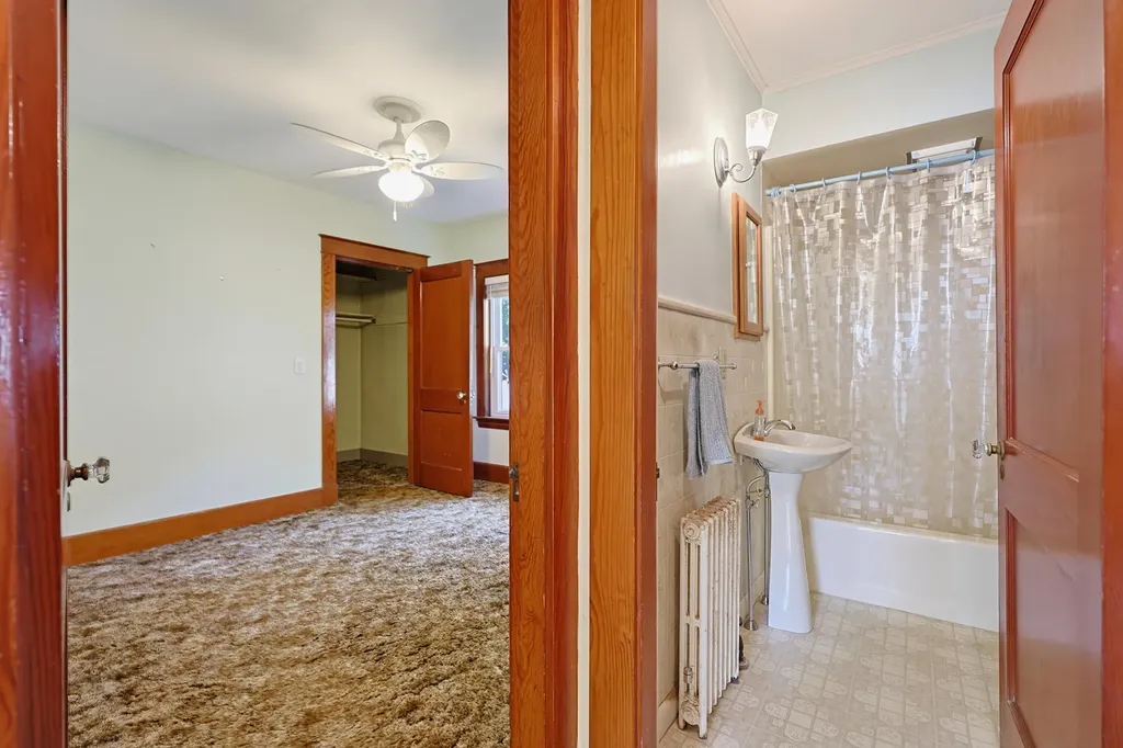 49 Orchard Street Auburn ME 04210