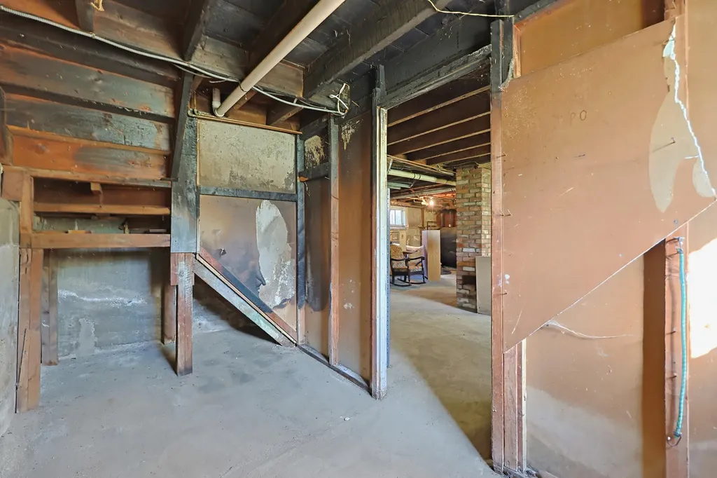 49 Orchard Street Auburn ME 04210