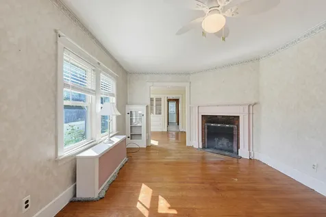 49 Orchard Street Auburn ME 04210