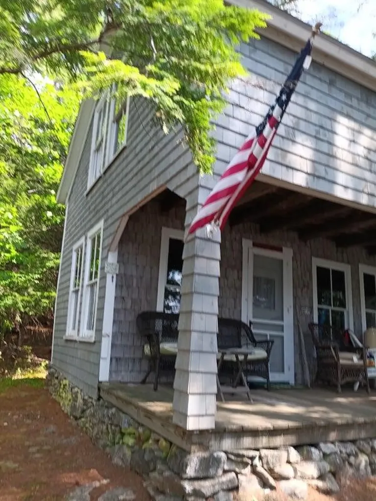 9 Millstone Island Liberty ME 04949