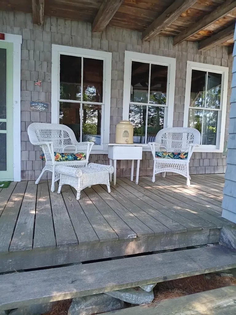9 Millstone Island Liberty ME 04949