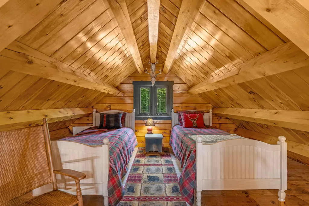 1035 Mullen Road Stetson ME 04488