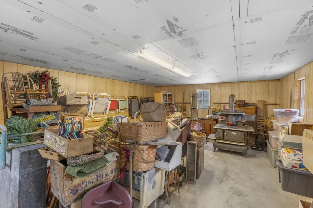 1035 Mullen Road Stetson ME 04488