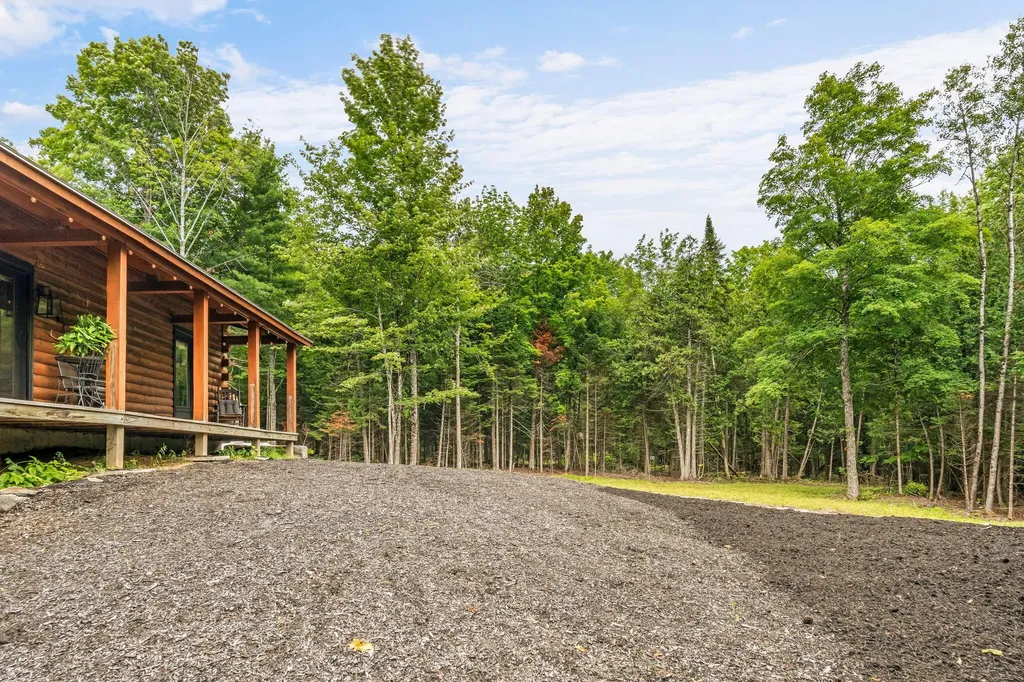 1035 Mullen Road Stetson ME 04488