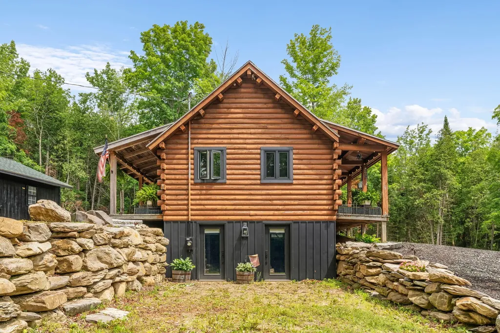 1035 Mullen Road Stetson ME 04488
