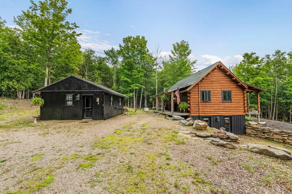 1035 Mullen Road Stetson ME 04488