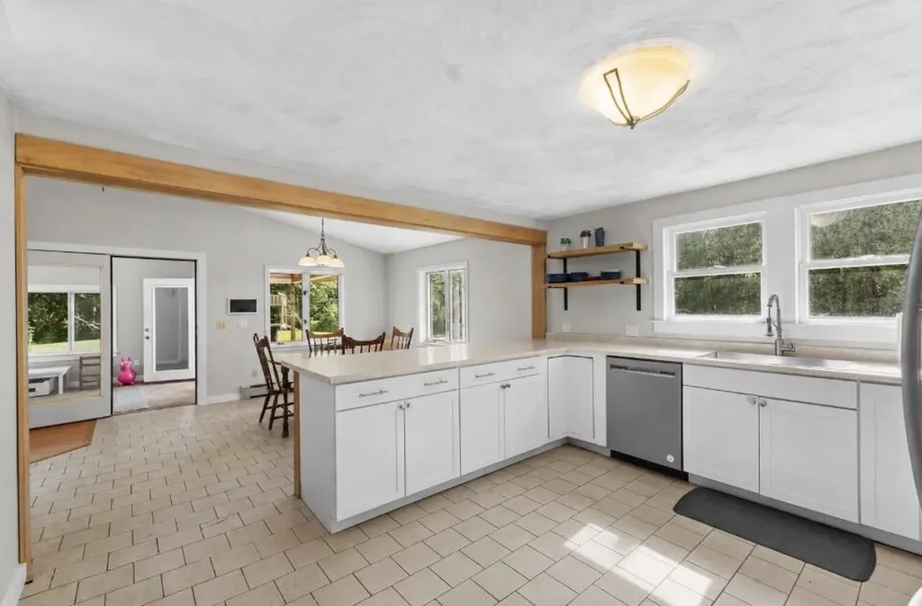 10 Lupine Lane Trenton ME 04605