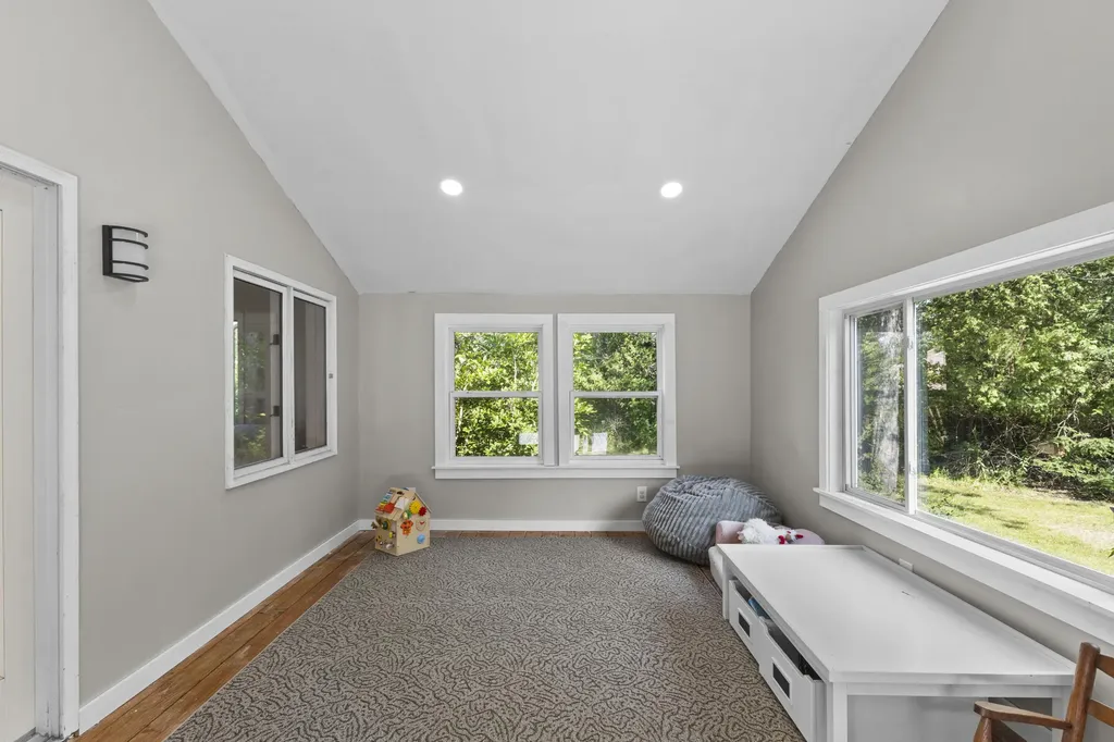 10 Lupine Lane Trenton ME 04605