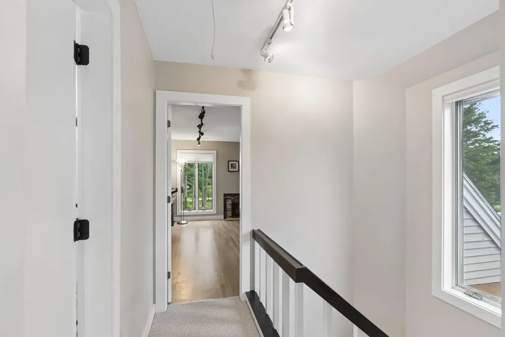36 Old Boston Road Arundel ME 04046
