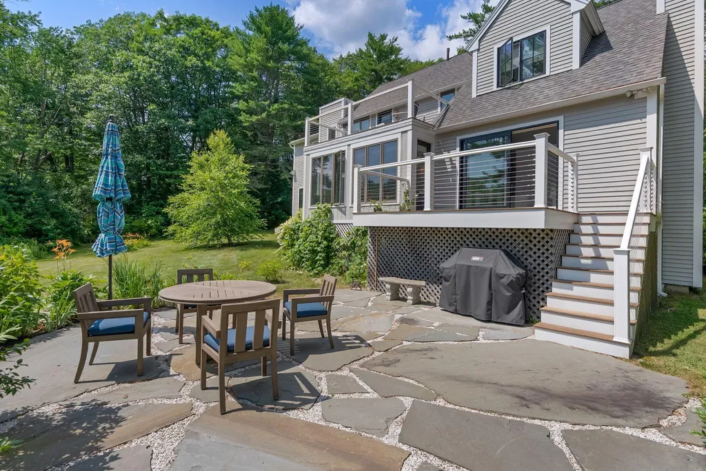 36 Old Boston Road Arundel ME 04046