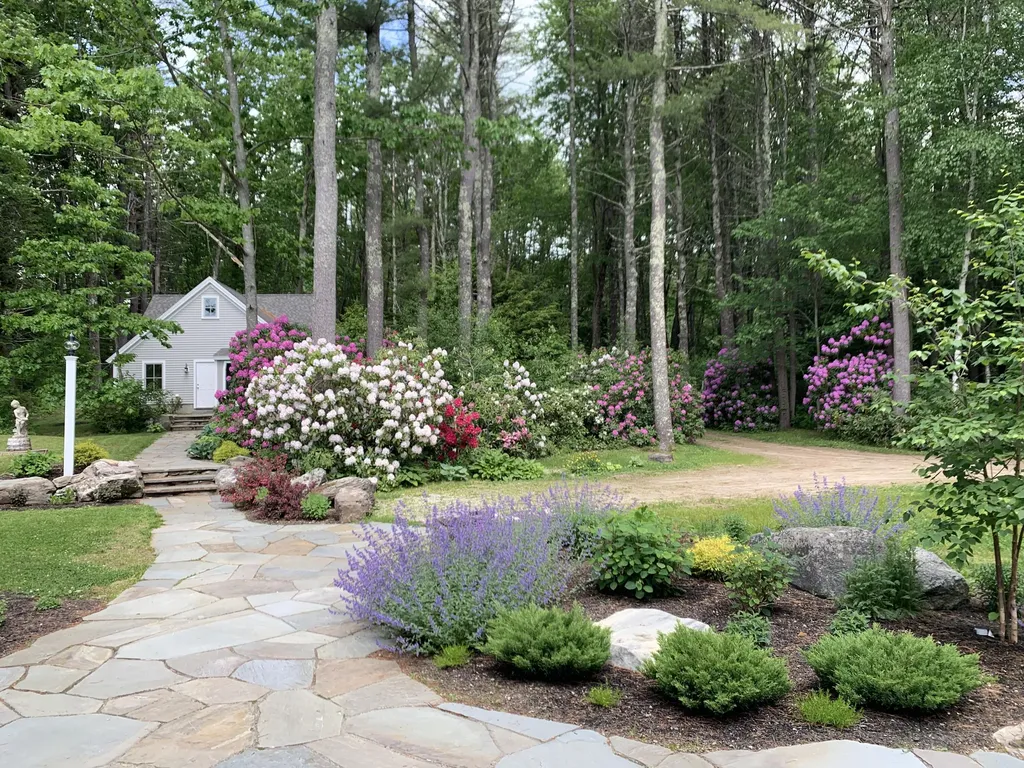 36 Old Boston Road Arundel ME 04046