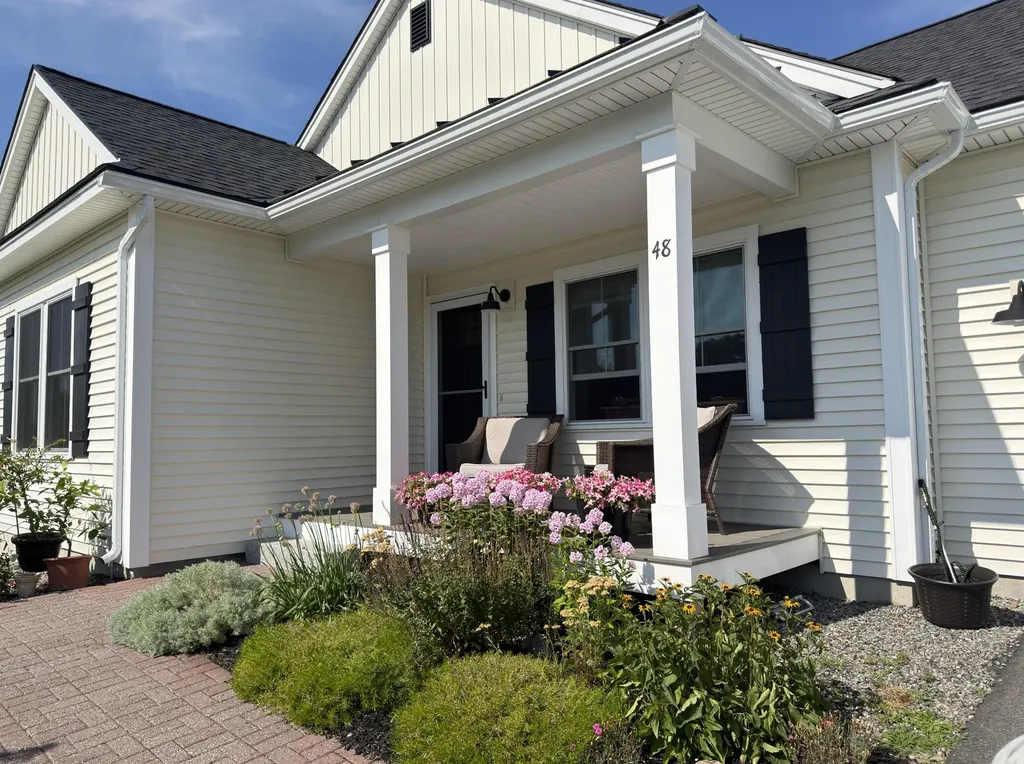 48 Maxwell Woods Drive Cape Elizabeth ME 04107