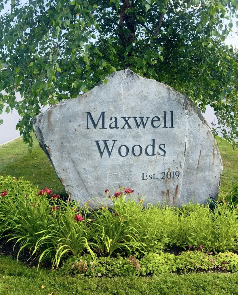 48 Maxwell Woods Drive Cape Elizabeth ME 04107