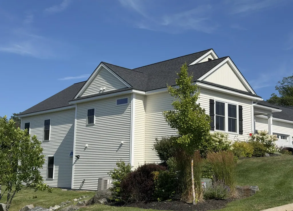 48 Maxwell Woods Drive Cape Elizabeth ME 04107