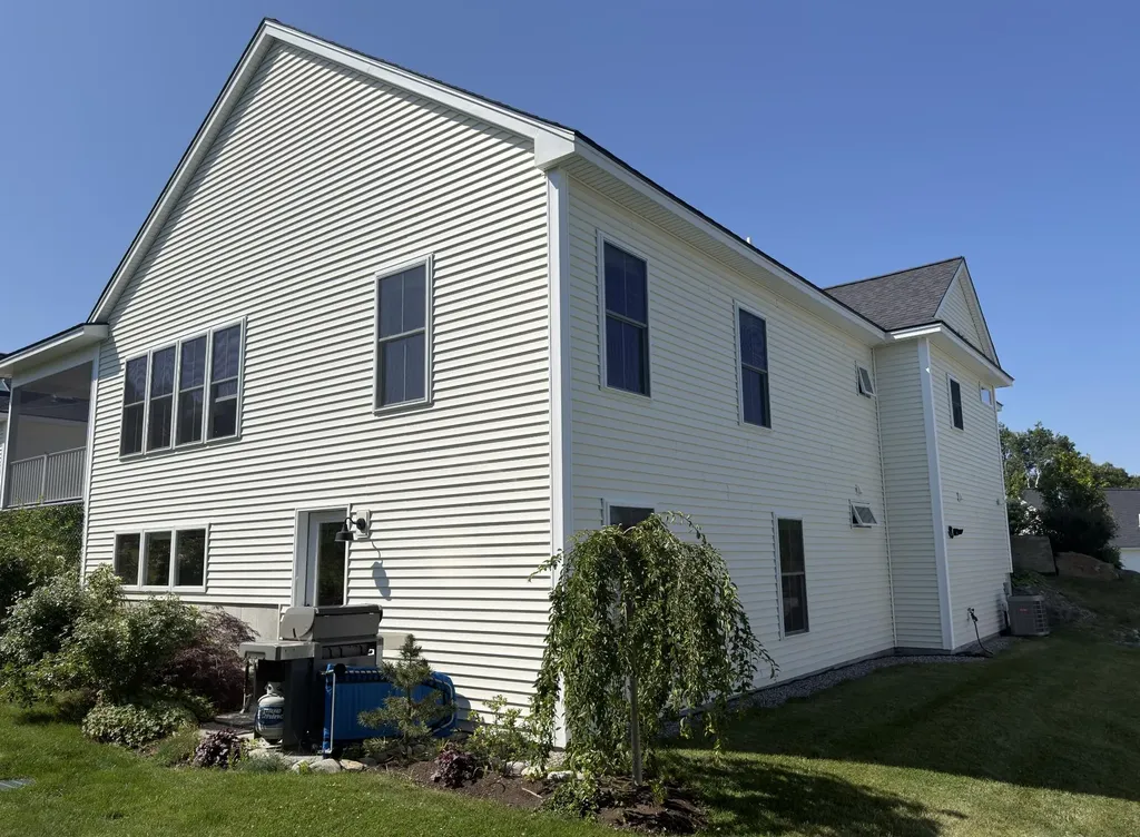 48 Maxwell Woods Drive Cape Elizabeth ME 04107