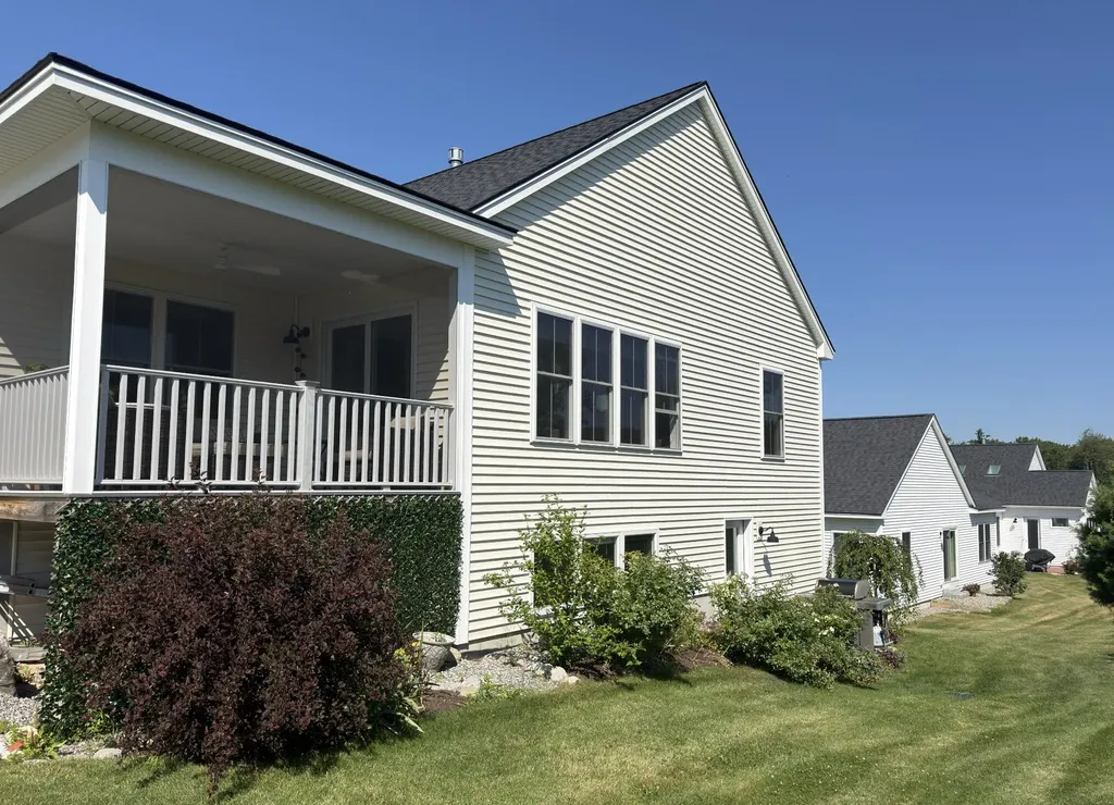 48 Maxwell Woods Drive Cape Elizabeth ME 04107