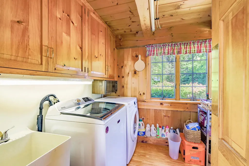 130 Big Tree Lane Islesboro ME 04848