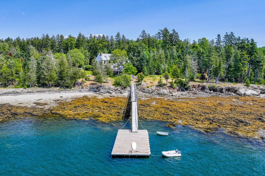 130 Big Tree Lane Islesboro ME 04848