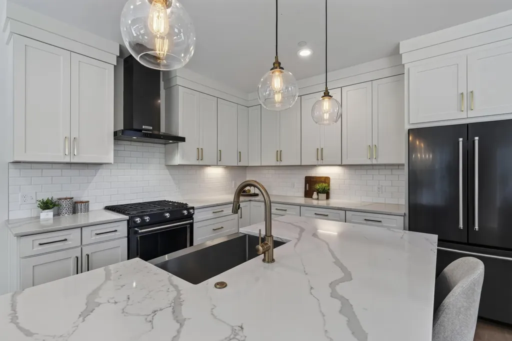 32 Ice Pond Drive Portland ME 04103