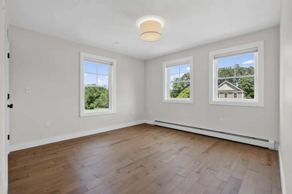 32 Ice Pond Drive Portland ME 04103