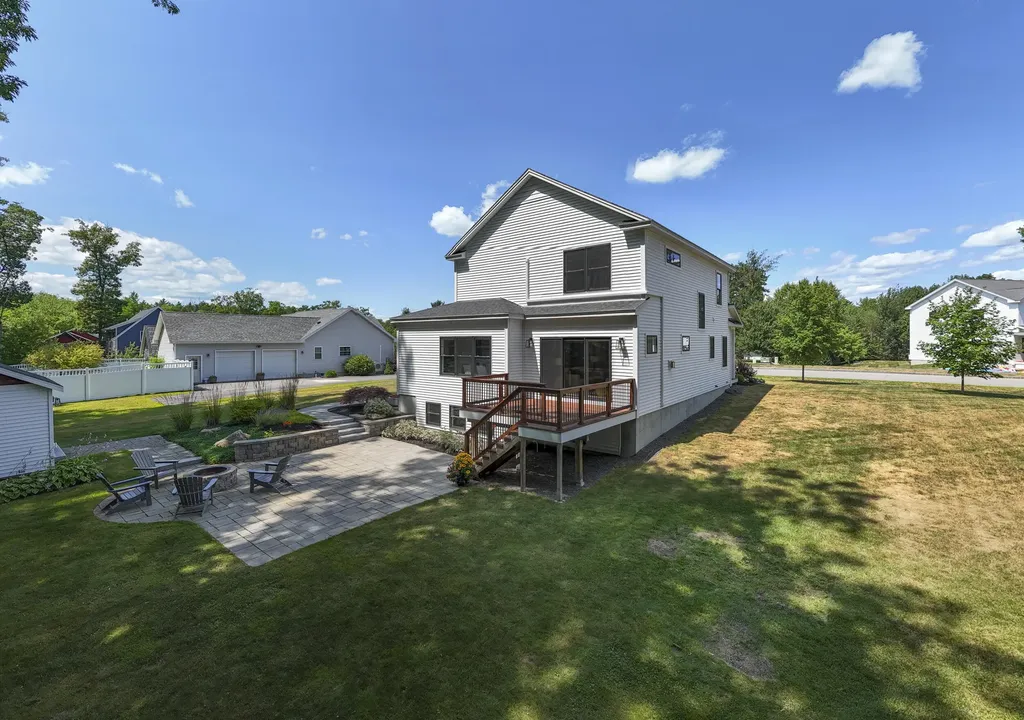32 Ice Pond Drive Portland ME 04103