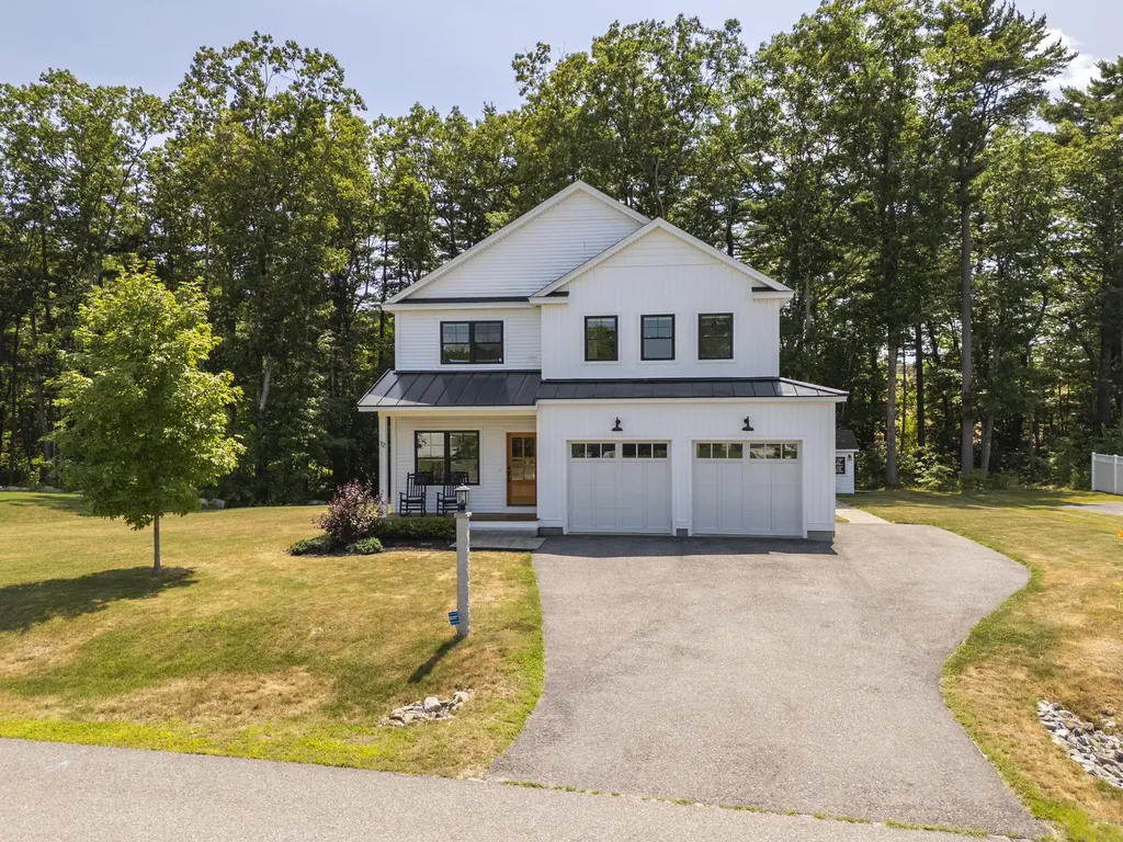 32 Ice Pond Drive Portland ME 04103
