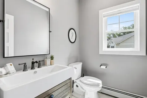 32 Ice Pond Drive Portland ME 04103
