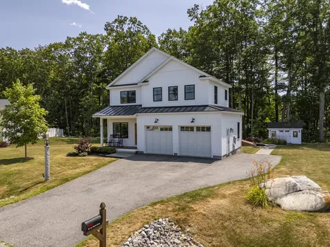 32 Ice Pond Drive Portland ME 04103