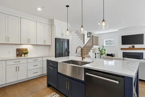 32 Ice Pond Drive Portland ME 04103