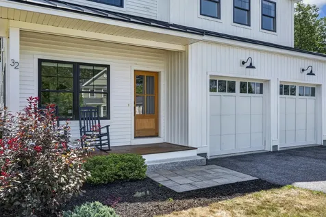 32 Ice Pond Drive Portland ME 04103