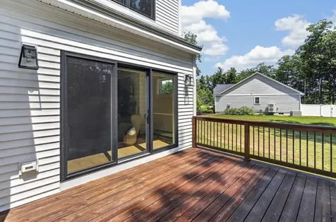 32 Ice Pond Drive Portland ME 04103