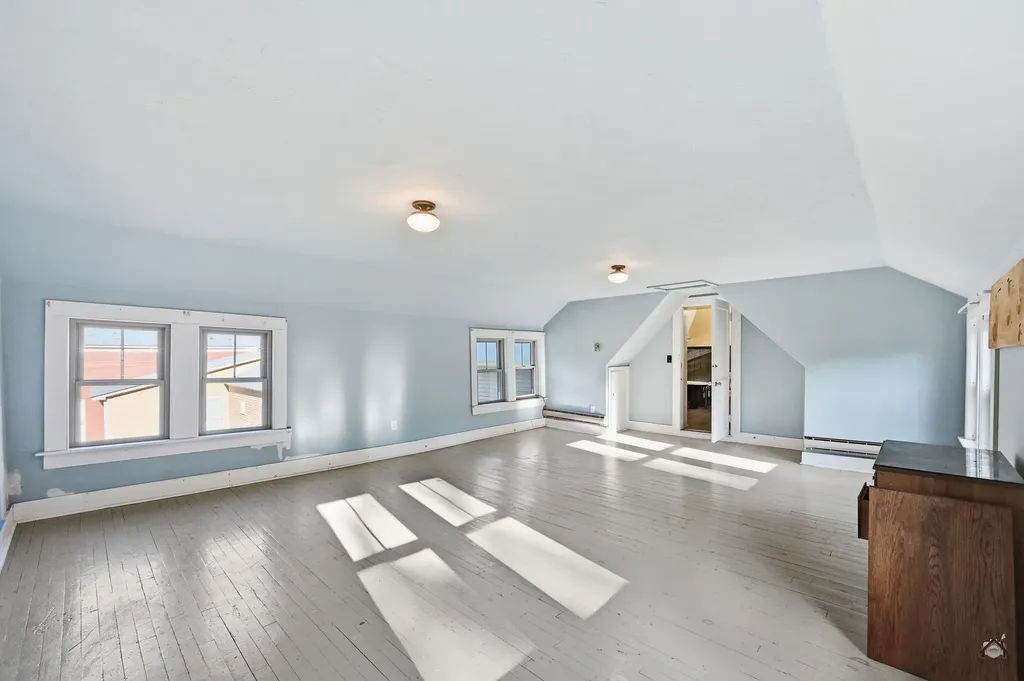 19 Coolidge Road Wayne ME 04284