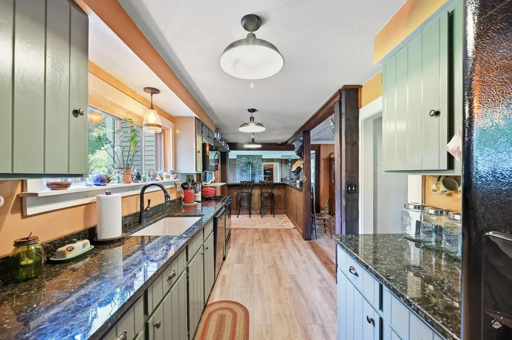 19 Coolidge Road Wayne ME 04284