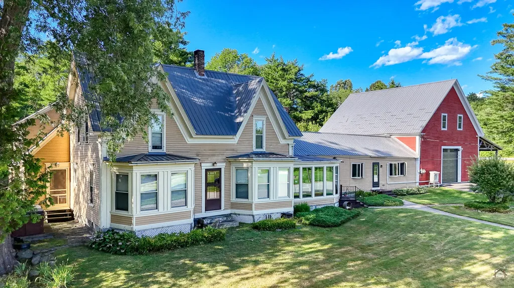 19 Coolidge Road Wayne ME 04284