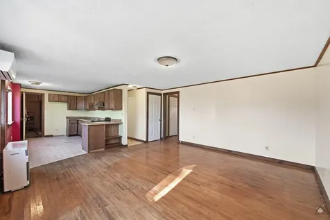 19 Coolidge Road Wayne ME 04284