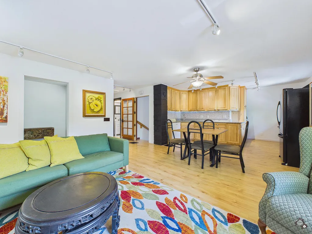 14 Sahagian Road Belgrade ME 04917