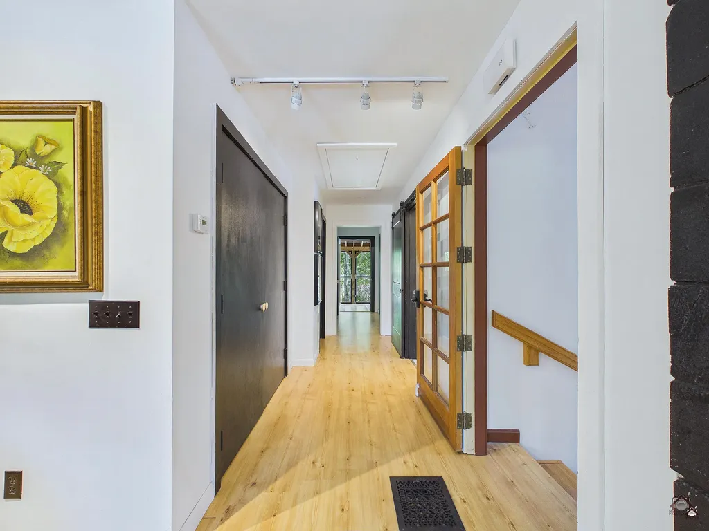 14 Sahagian Road Belgrade ME 04917