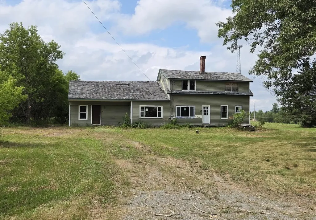 88 Condon Road Plymouth ME 04969