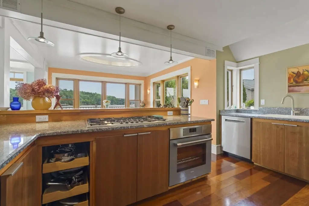 100 Murray Hill Road Boothbay ME 04544