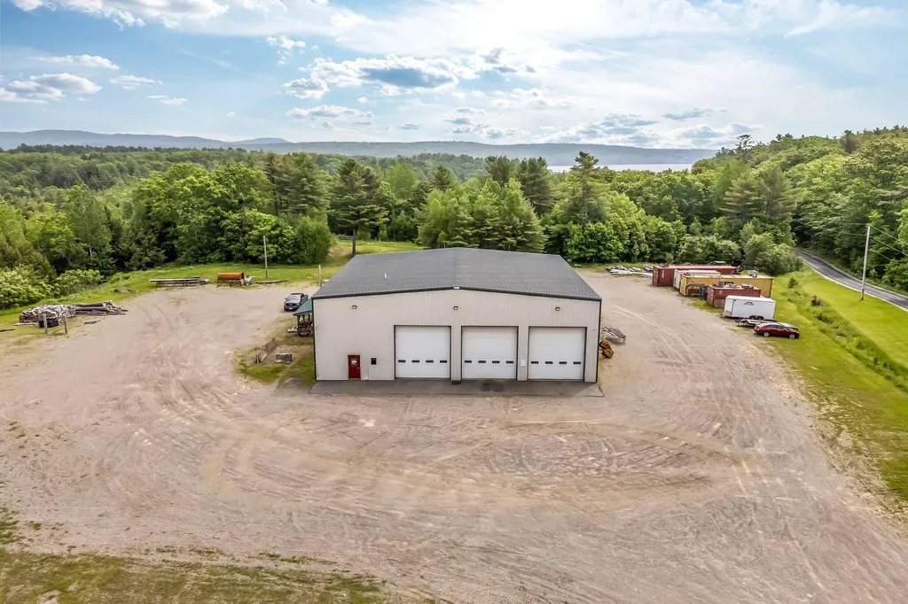 163 Main Road N Frankfort ME 04438