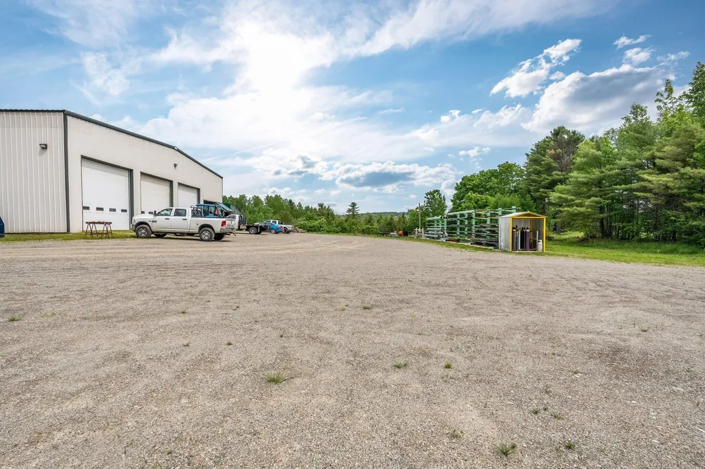 163 Main Road N Frankfort ME 04438