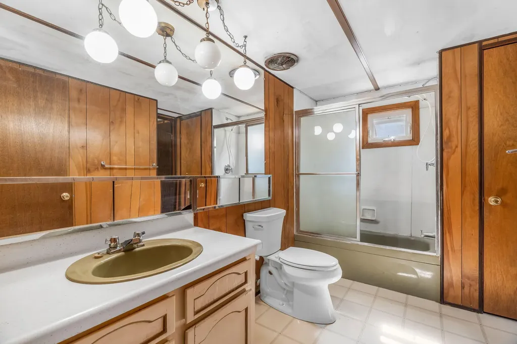 139 E Shore Road Peru ME 04290