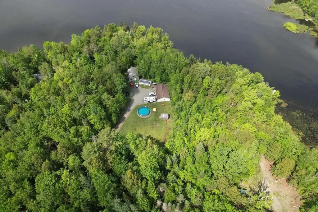 59 Camp Road Palmyra ME 04965