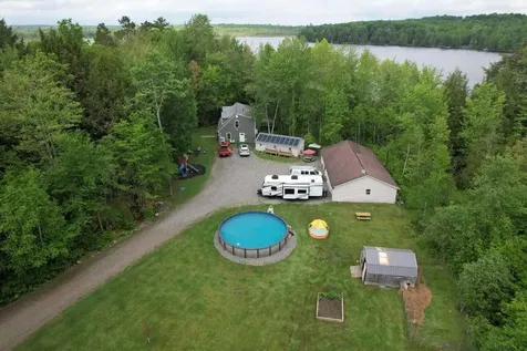 59 Camp Road Palmyra ME 04965
