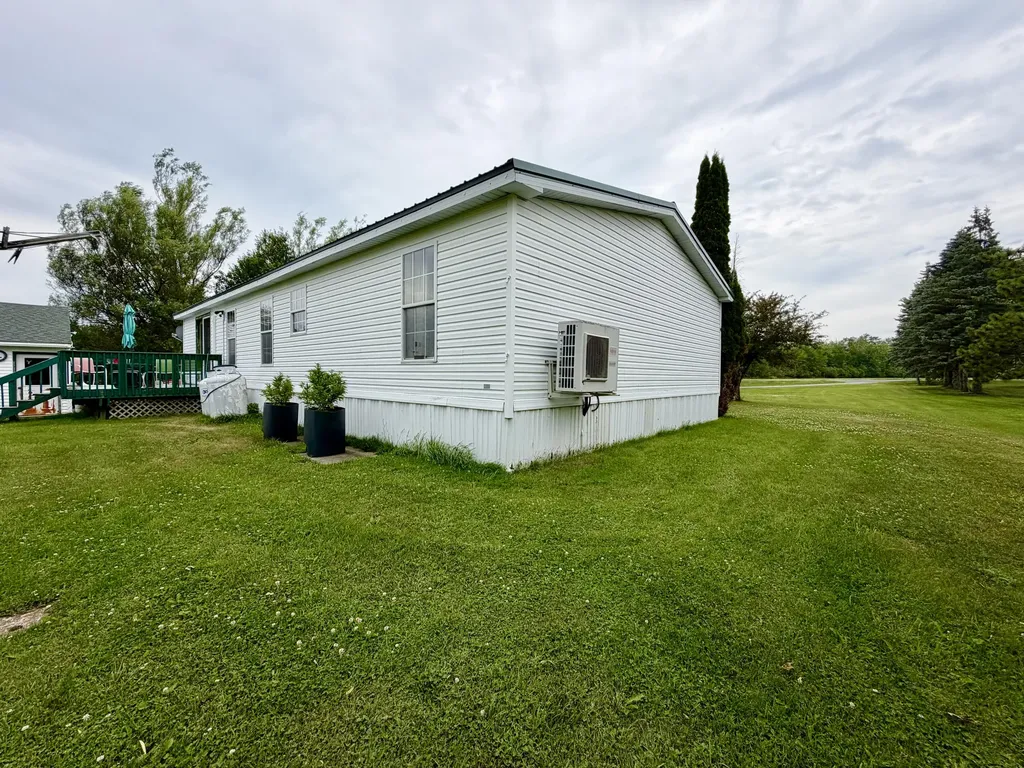 142 Lake Road Levant ME 04456