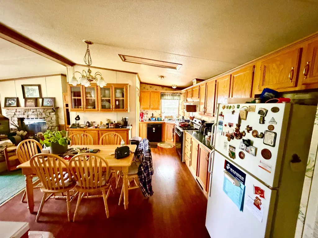 142 Lake Road Levant ME 04456
