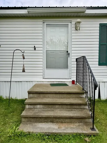 142 Lake Road Levant ME 04456